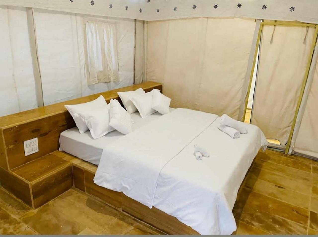 Wild Heritage Resort & Camp Jaisalmer Eksteriør bilde